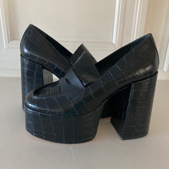SCHUTZ Shoes - NWOT Schutz Free People Viola Black Leather Crocodile Print Platforms Sz 10